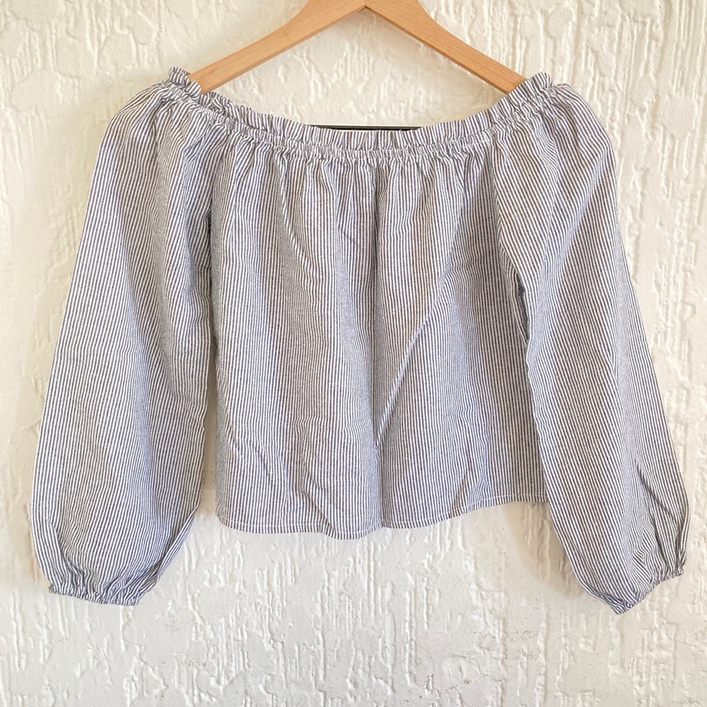 Brandy Melville Blue and White Striped Long Sleeve Crop Top Size XS Small